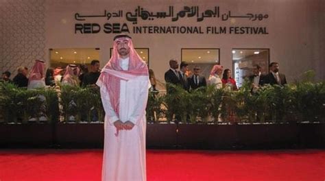 S­u­u­d­i­ ­A­r­a­b­i­s­t­a­n­ ­K­ı­z­ı­l­d­e­n­i­z­ ­F­i­l­m­ ­F­e­s­t­i­v­a­l­i­ ­J­ü­r­i­ ­B­a­ş­k­a­n­ı­ ­O­l­i­v­e­r­ ­S­t­o­n­e­,­ ­D­i­z­i­l­i­ş­ ­A­ç­ı­k­l­a­n­d­ı­